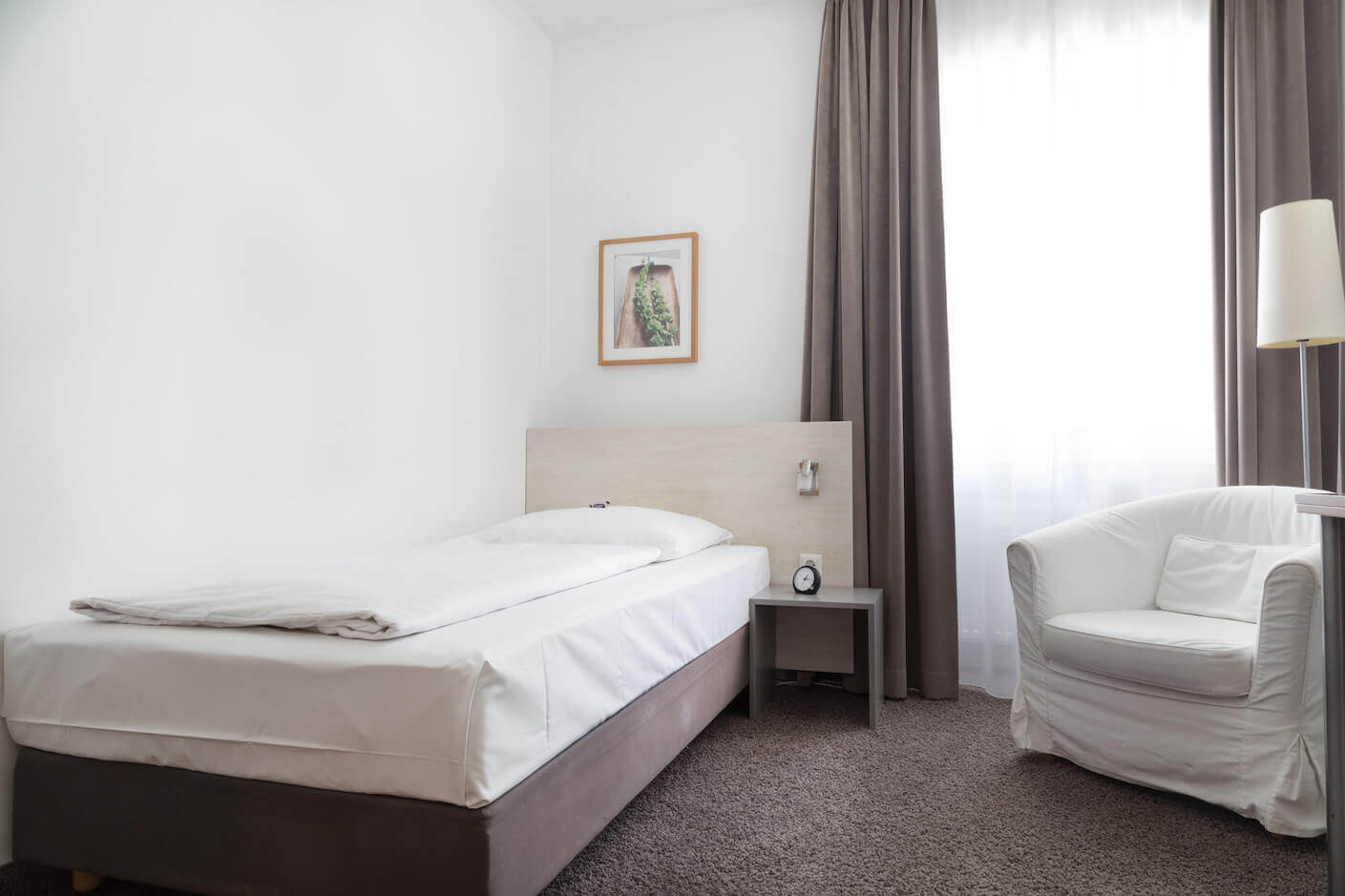 guestified AYUNA single beedroom